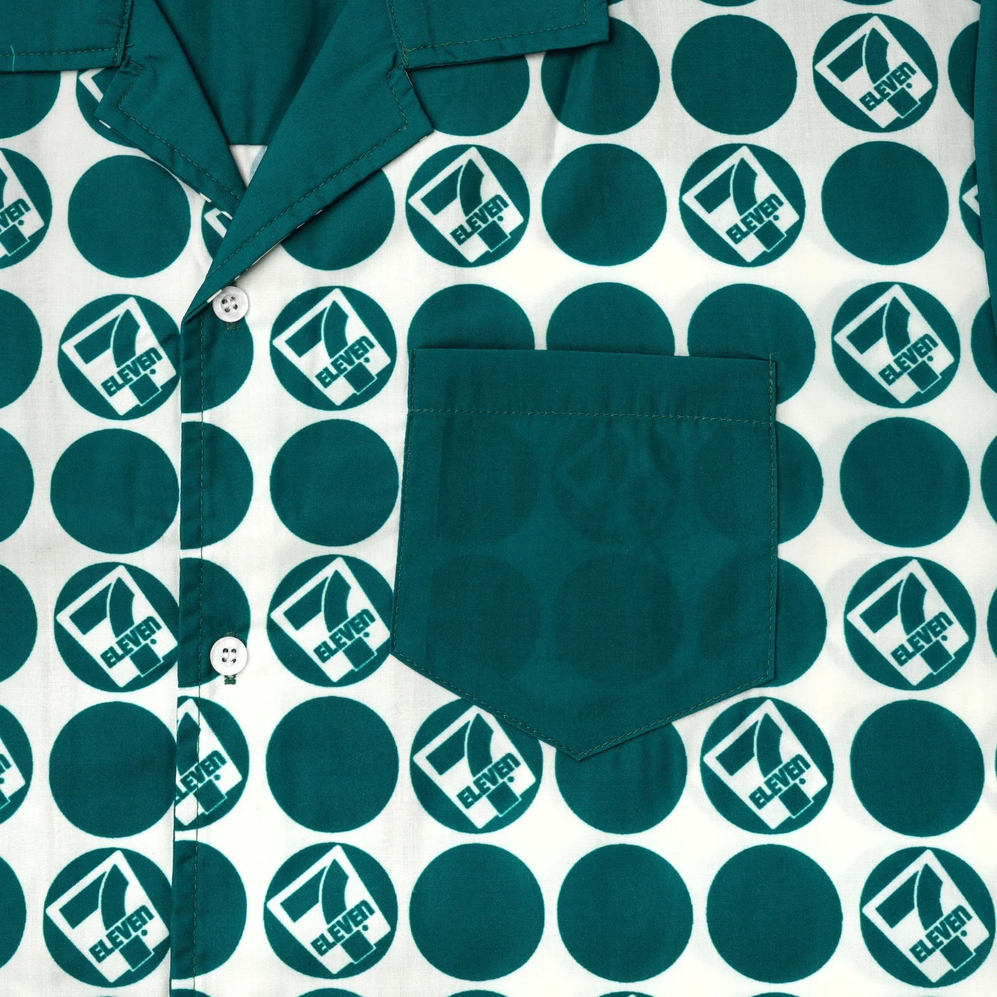 Retro 7-Eleven® Dot Button Up - Green